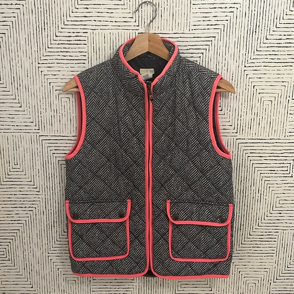Herringbone puffer with neon trim - Picture 1 of 5